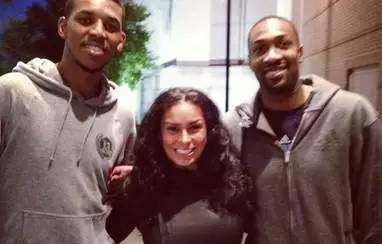 身材并不占 身材并不占